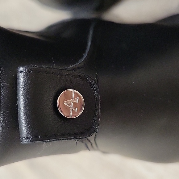 Aquatalia Size 9 Black Leia Weatherproof Leather Boot NEW - Picture 5 of 10